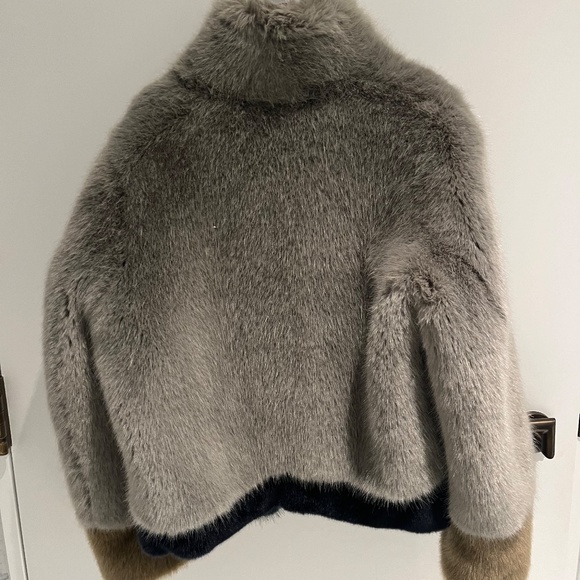Molliolli Anthropologie Gray Colorblock Teddy Eco Fur Coat Jacket XS - Picture 6 of 7